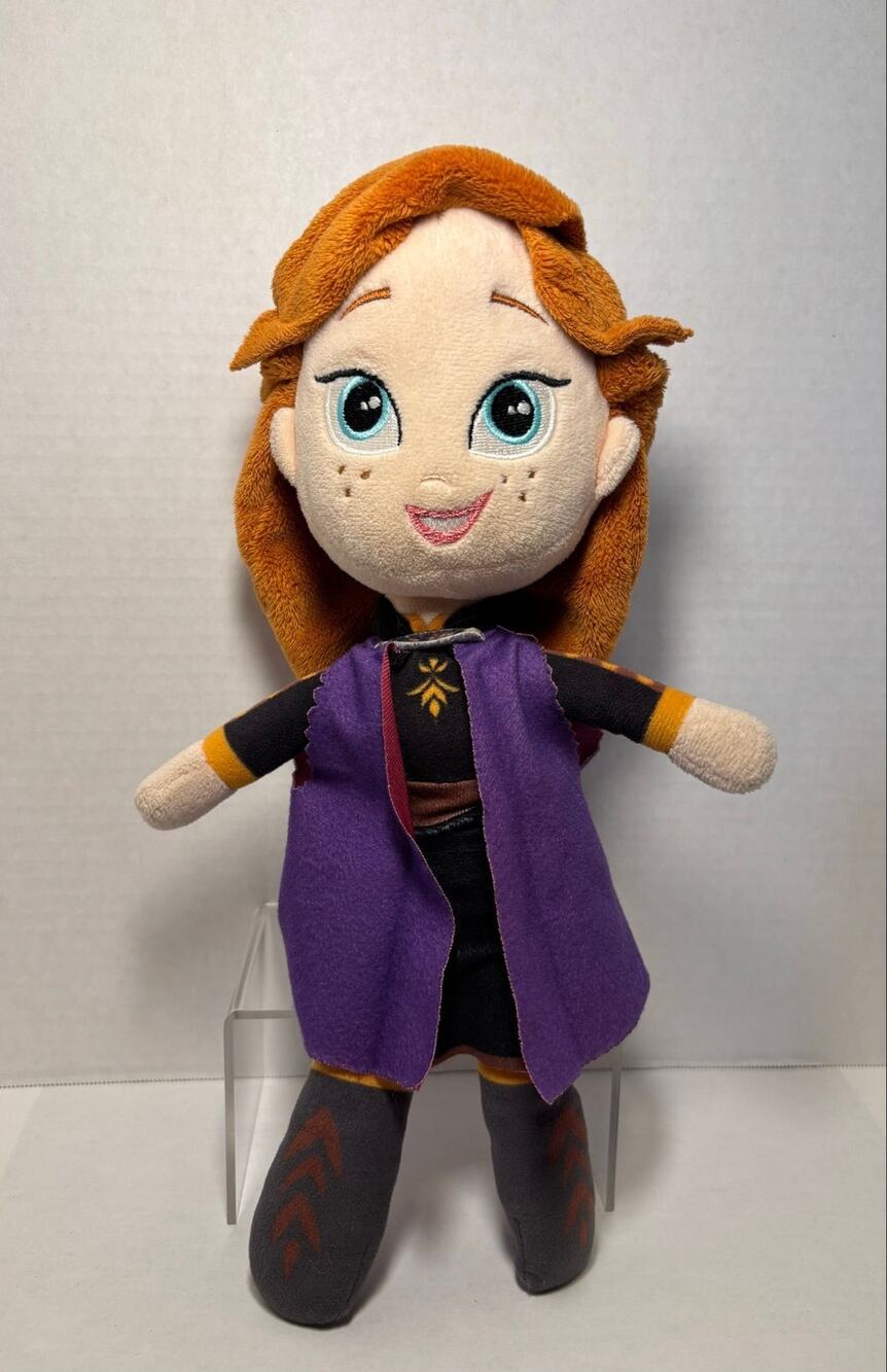 Posh Paws Disney Frozen 2 Anna plush